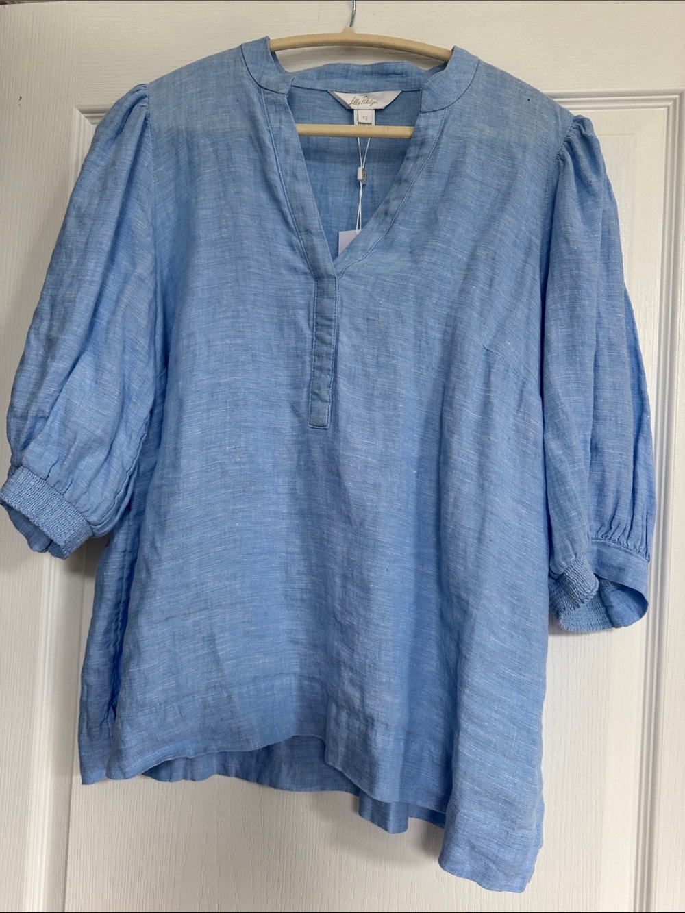 Lily PulitzerLight Blue Linen V-Neck Puff Sleeve Top